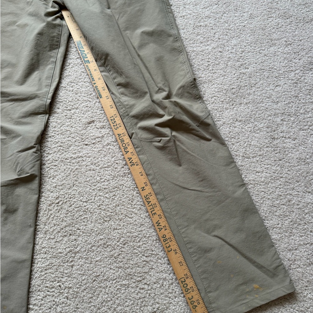 Kuhl Pants Mens 33x34 (32x32) Khaki Beige Hiking Outdoor Stretch Trail - Picture 4 of 8